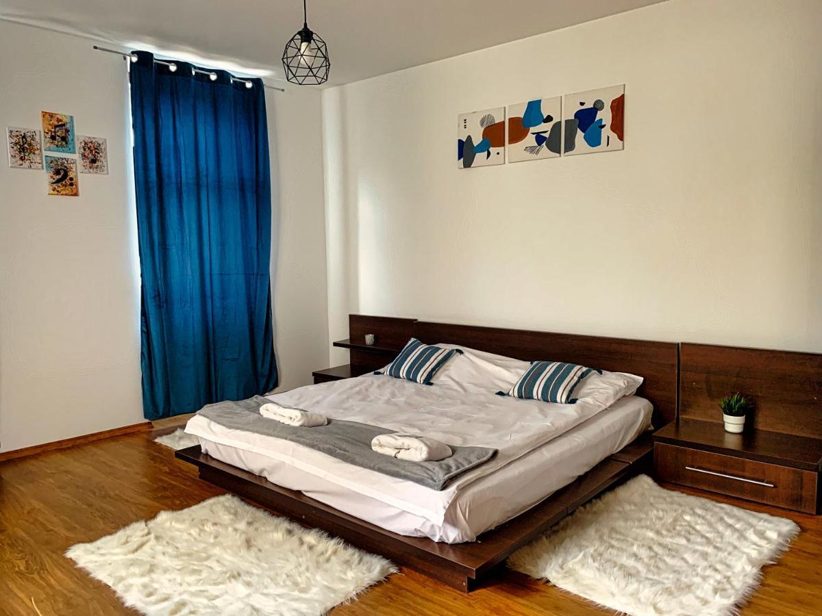 Ferienwohnung Londof Housing City Center Brașov Exterior foto