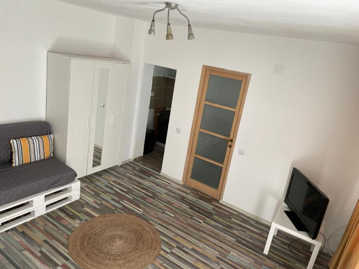 Ferienwohnung Londof Housing City Center Brașov Exterior foto