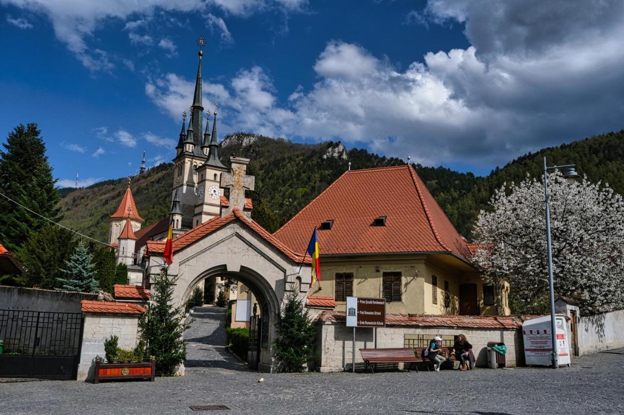 Ferienwohnung Londof Housing City Center Brașov Exterior foto