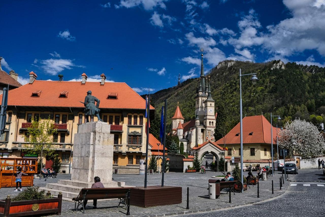Ferienwohnung Londof Housing City Center Brașov Exterior foto